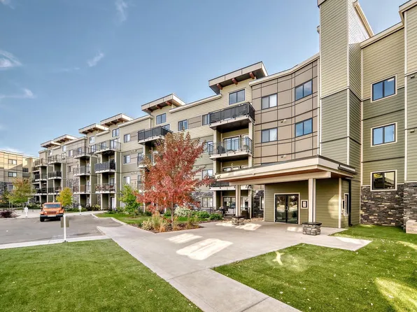 560 Griesbach Parade NW #124, Edmonton, AB T5E 6W1