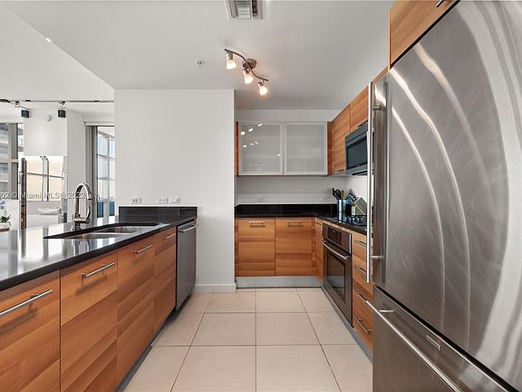 5th image of 3301 NE 1st Ave APT H2415