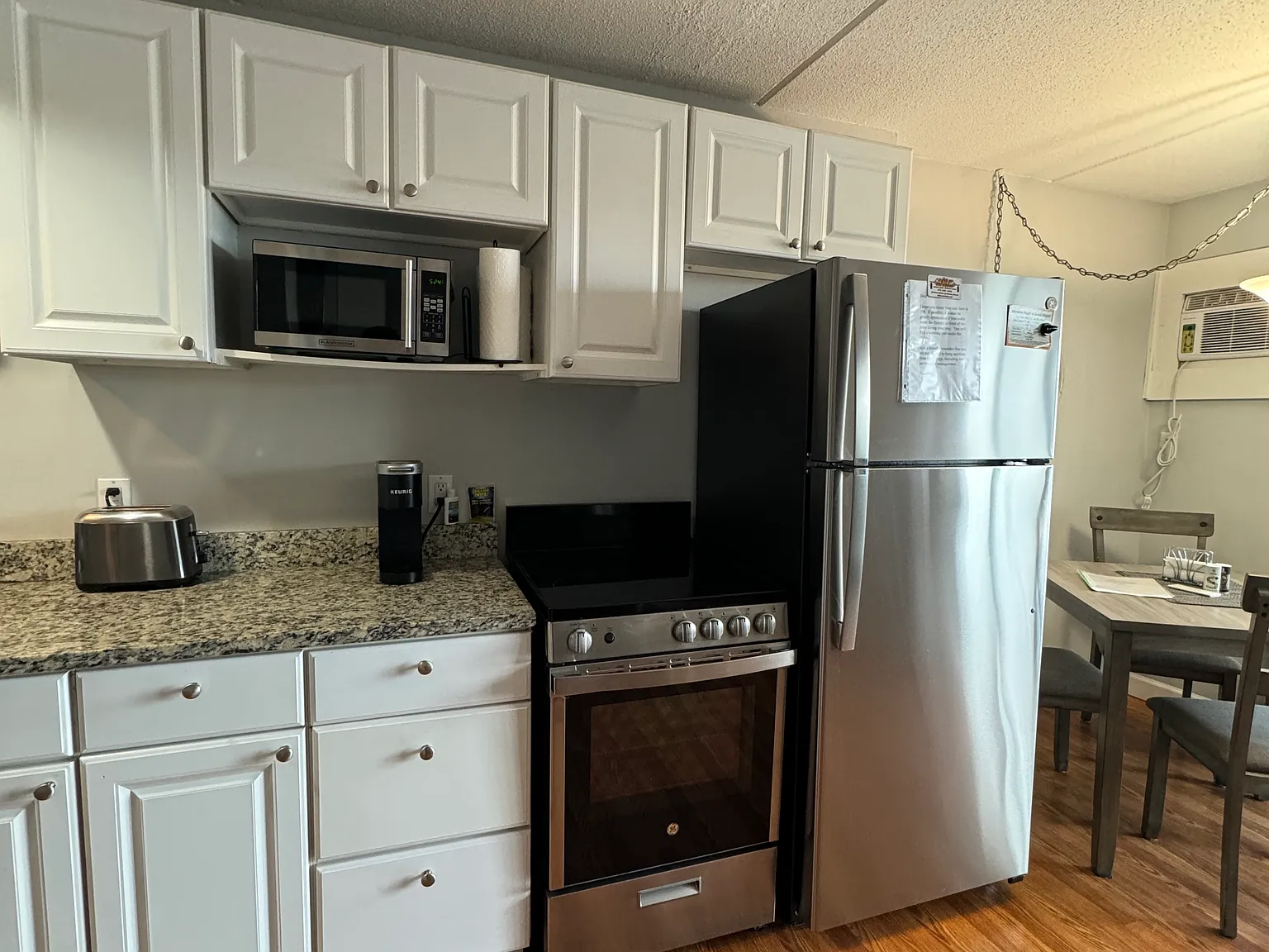 1 bed, 476 sqft, $1,800 — Photo 2