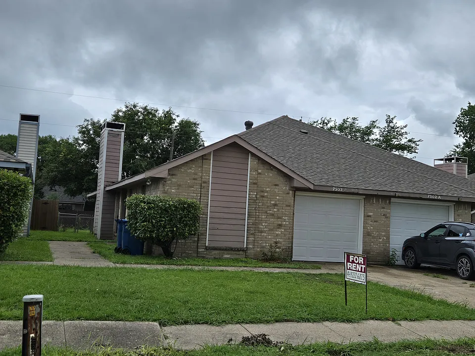 7502 Amherst Dr