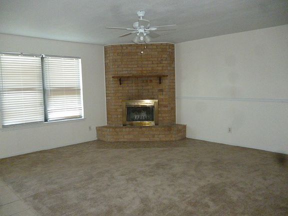 2nd image of 4111 Eastridge Dr