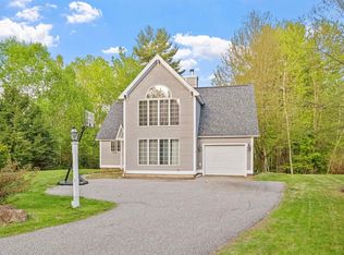 29 Exeter Pl, Laconia, NH 03246