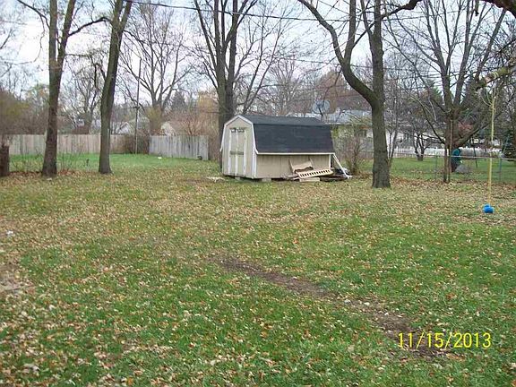4th image of 3026 Homer Ave