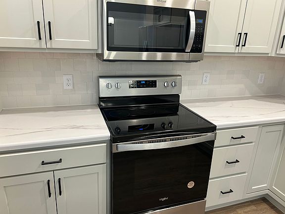 4th image of 2405 E Cama Pl
