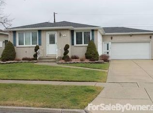 142 S Transit Hill Dr, Depew, NY 14043