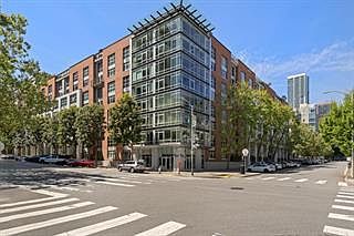1st image of 200 Brannan St APT 212
