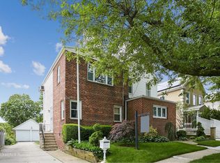 14814 10th Ave, Whitestone, NY