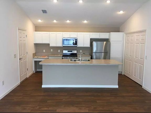 3rd image of 2141 Weber Ct