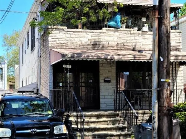 2313 E 23rd St, Brooklyn, NY 11229