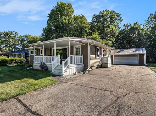 206 Nanita Dr, Montrose, MI 48457