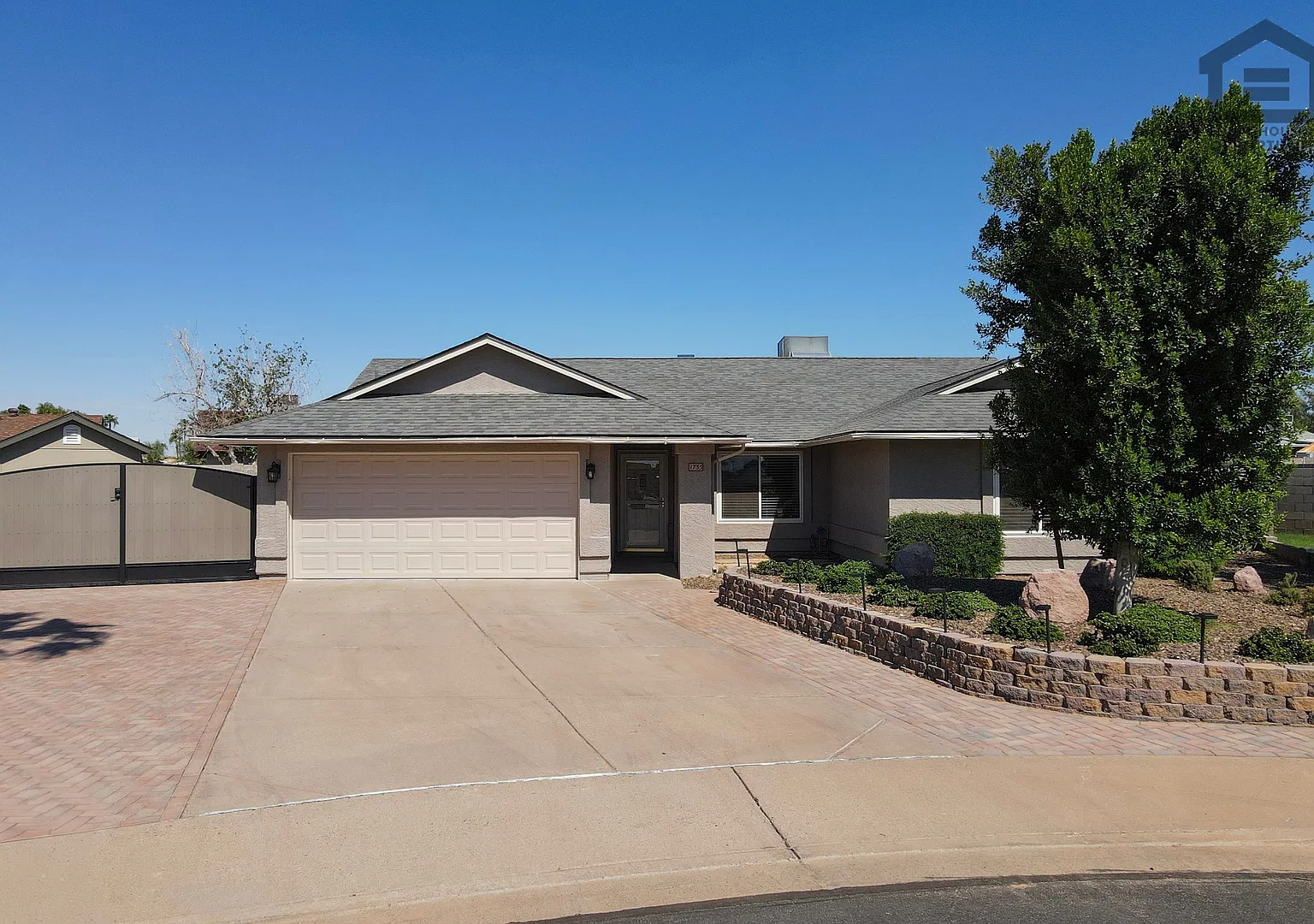 4Bed/2Bath House at Recker Rd/McKellips Rd! Ready for Immediate Move-In! — Photo 1