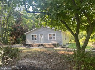 209 Sherman Ave, Chesilhurst, NJ 08089