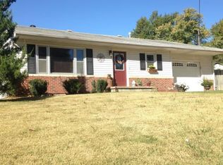 203 N 17th St, Atchison, KS 66002