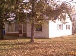 1268 Sherrin St, Oshkosh, WI 54904