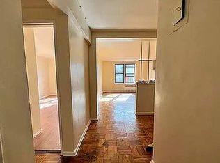 253 73rd St #2A, Brooklyn, NY 11209