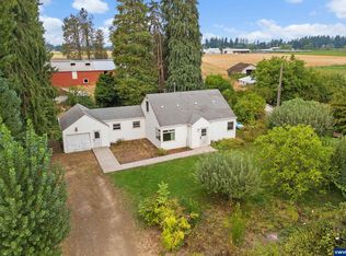 8885 Lakeside Dr NE, Salem, OR 97305