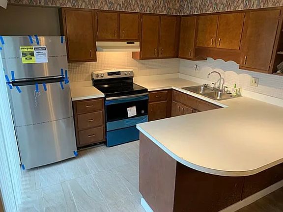 2nd image of 7246 Hazelcrest Dr #7246