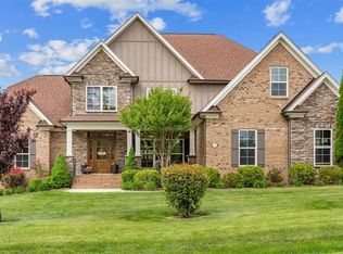 602 Scotts Glen Dr, Greensboro, NC 27455