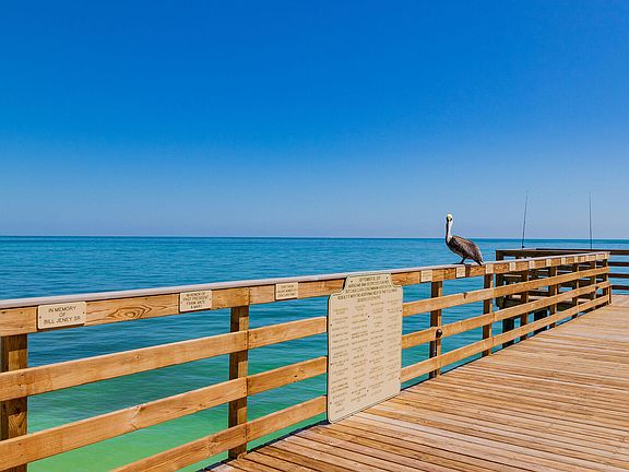 5th image of 201 E Ocean Dr #1-211