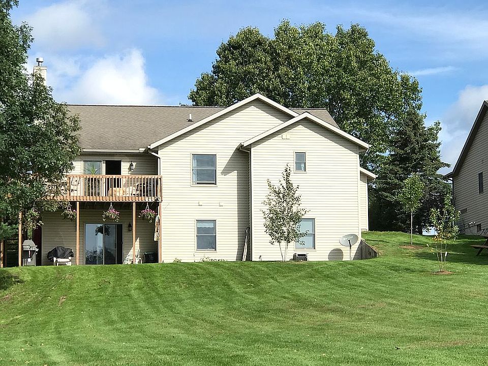 1st image of 10421 Valley Ct