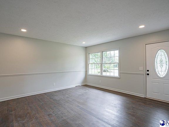 5th image of 133 Emily Rd