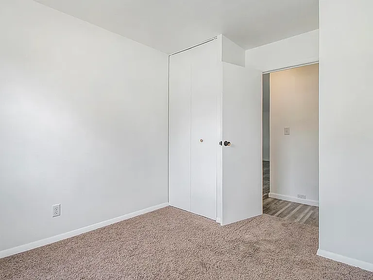 3708 Greenmont Dr — Photo 15
