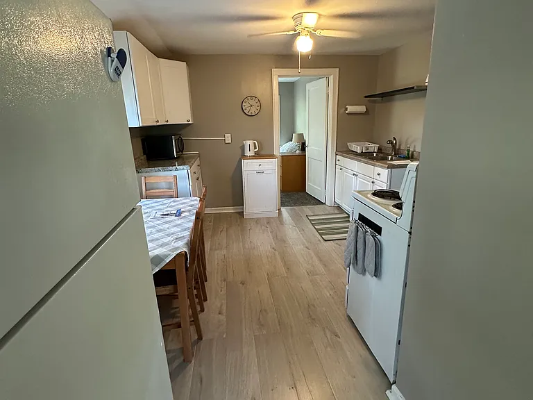 218 County Road B2 W #2 — Photo 7
