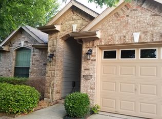 504 Collins Ln, Fate, TX 75087