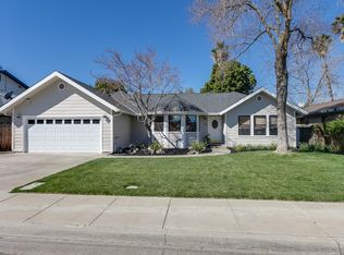 319 N Manley Rd, Ripon, CA 95366