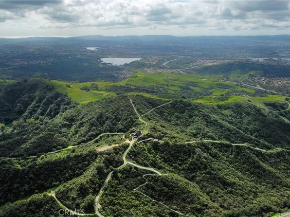 19041 Live Oak Canyon Rd, Trabuco Canyon, CA 92679