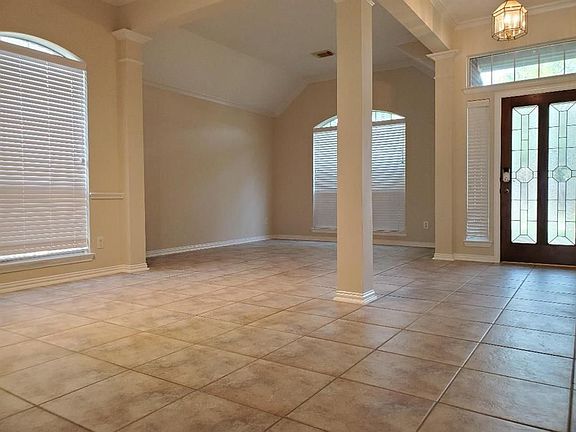 2nd image of 3131 Millbrook Dr