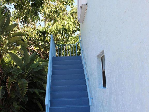 3rd image of 119 Cortez Dr APT F2