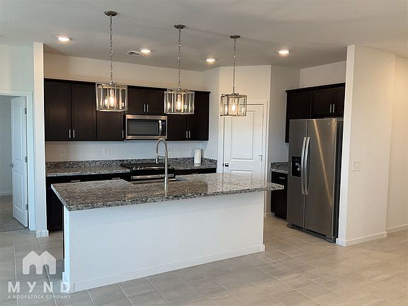 3rd image of 25612 N 160th Ln