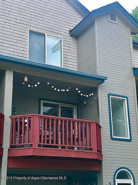 1st image of 2662 Woodberry Dr