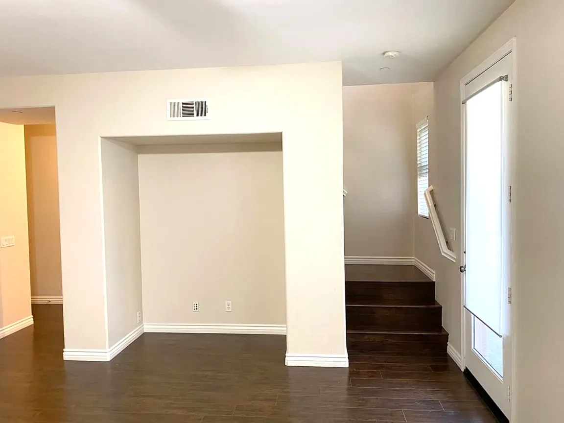 3 bed, 2.5 bath, 1626 sqft, $3,900 — Photo 4