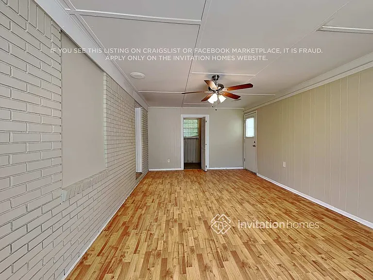 4555 Wesley Dr — Photo 6