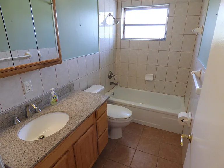 1358 Arrow St — Photo 16