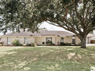 42 Penn Ave, Victoria, TX 77904