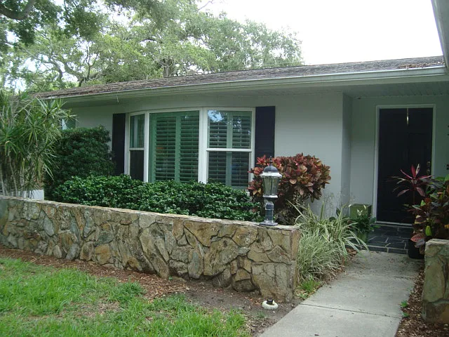 1 Eastwood Ln — Photo 4