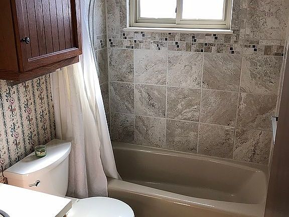 Main Floor Bathroom