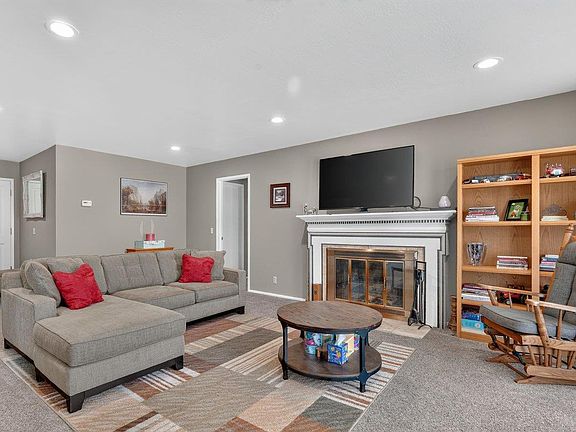 4th image of 1102 San Marcos Dr