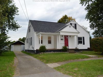 709 Spring St, Saint Albans, WV, 25177