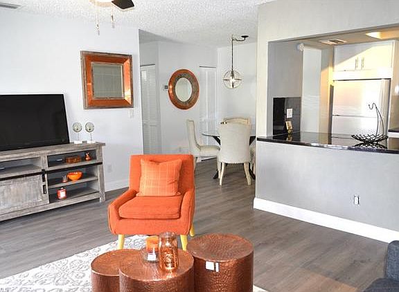 3rd image of 3354 Yukon Cir APT 4