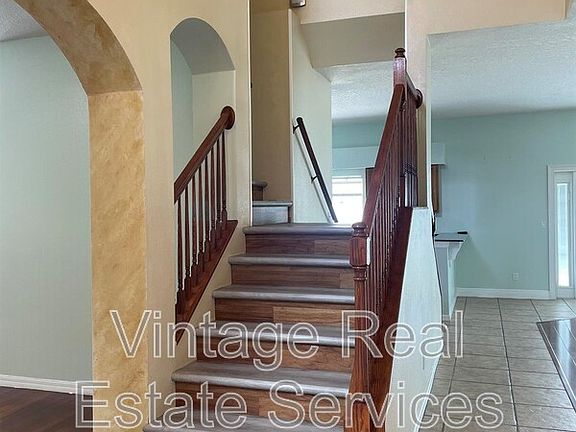 5th image of 11307 Pelican Lake Ct