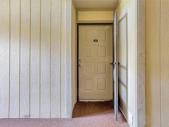 3rd image of 3223 Fox Chase Cir N APT 107