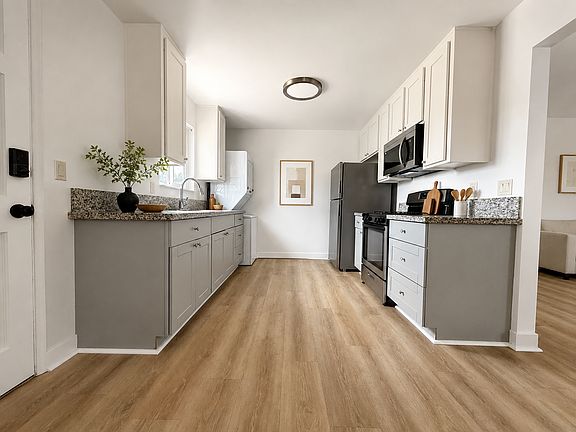 5th image of 4158 Pepper Dr