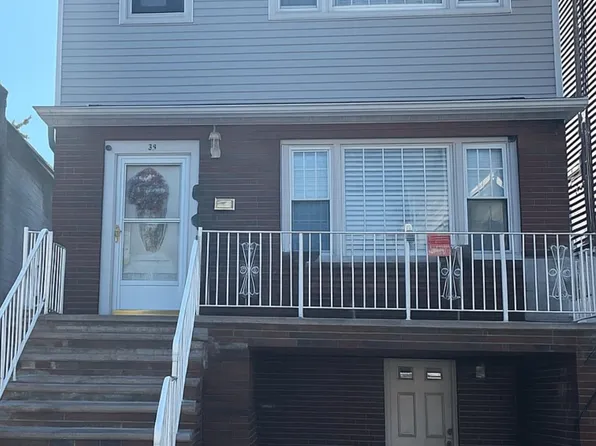 18 W 49th St, Bayonne, NJ 07002