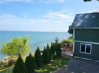 9624 Beachwood Park Dr, Hamlin, NY 14464