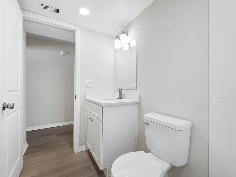 8012 Blind Pass Rd — Photo 9