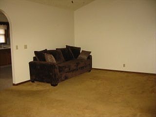 5th image of 1802 Buckingham St